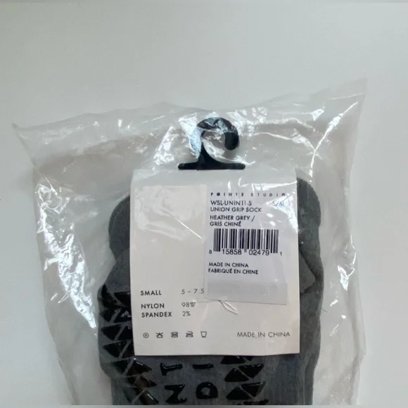 Pointe Studio Union Full-Foot Grip Socks, Pilates Barre & Yoga Socks S/M (5-7.5) - Picture 4 of 9